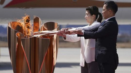 Follow the Olympic Torch Relay to Tokyo - Gunma - Day 2