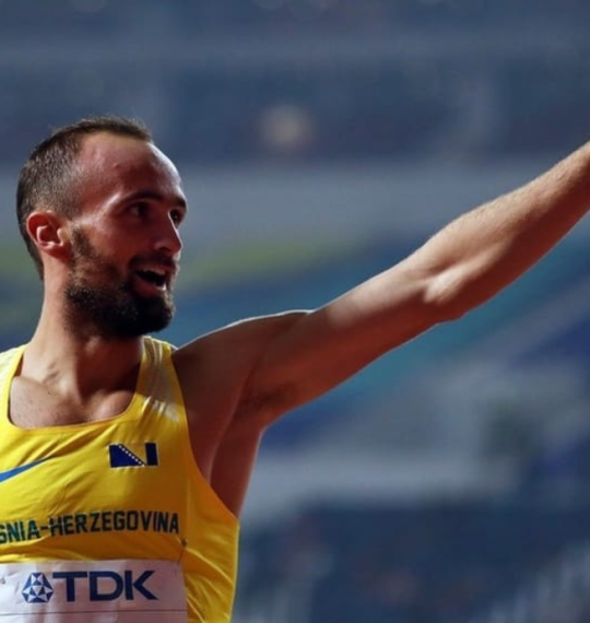 Amel Tuka in the final of the European Indoor Championship in Istanbul