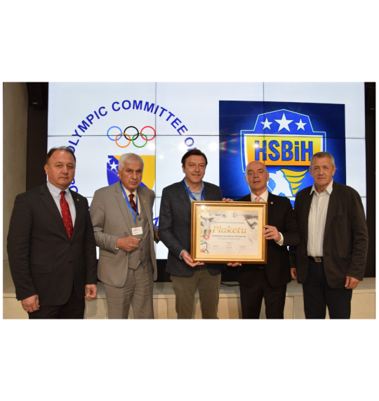 OK BiH URUČIO PLAKETU HS BiH ZA RAZVOJ SPORTA U BiH