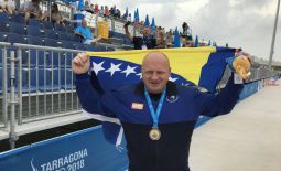 Svečano dodjeljene medalje našim bacačima kugle, zlatnom Aliću i bronzanom Pezeru